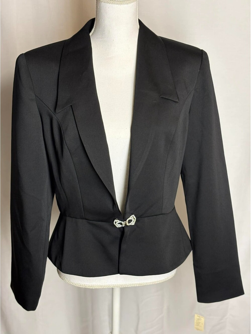 Vintage Karen Laurence Black Suit Jacket w/ Rhinestone Clasp Peplum Waist 12W
